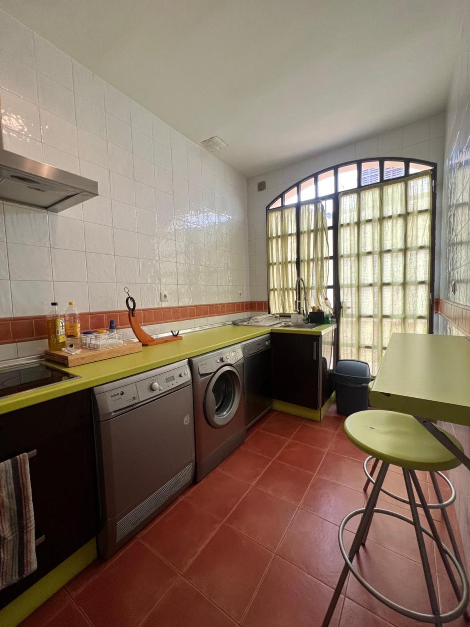 Apartamentos Sevilla Deluxe Rosales Los Rosales  Екстер'єр фото